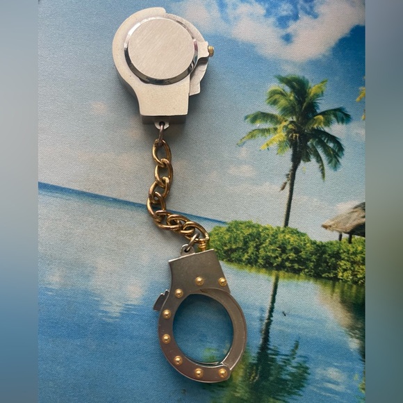Pocket watch mini handcuffs by Quartz - Picture 10 of 11